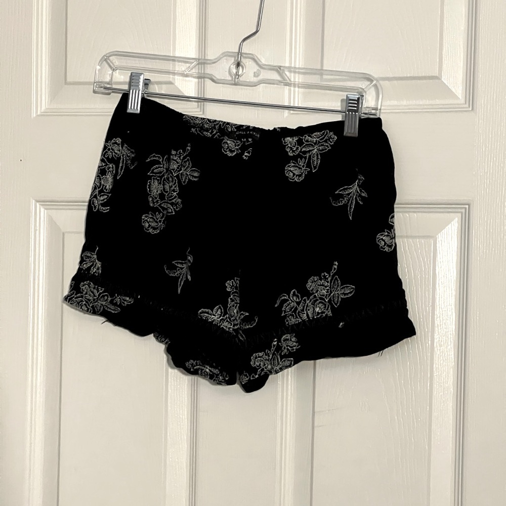 Kendall and Kylie embroidered shorts